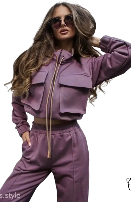 Woman in elegant vetements suit with long sleeve mauve tracksuit