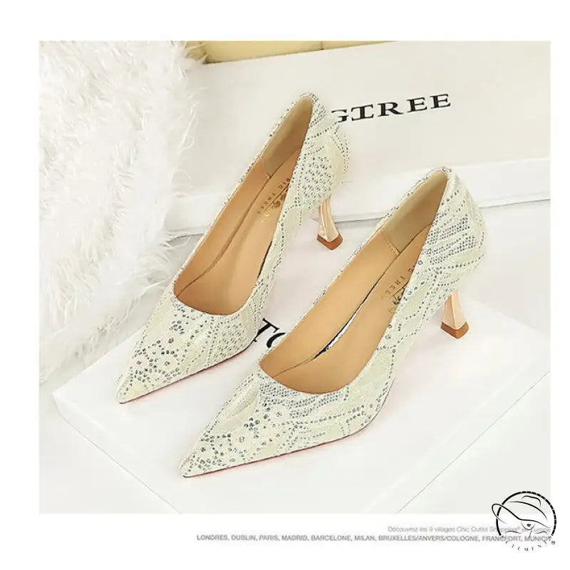 Elegant white lace high heel shoe in Langry fashion style