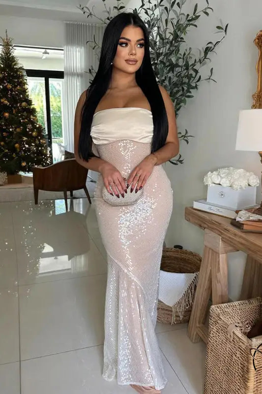 Elegant strapless sequined amazing satin stitching dress