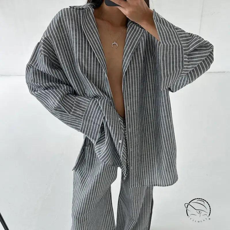 Langry fashion loose gray white striped button-up shirt with wide sleeves