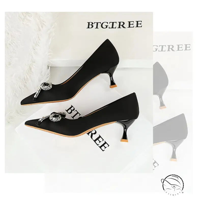 Elegant black satin langry fashion stiletto with rhinestone bow charm