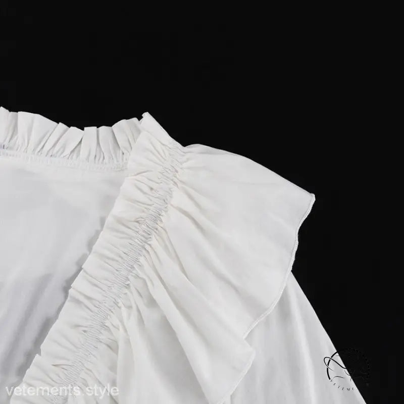 COMFY RUFFLED WHITE DRESS-VETEMENTS
