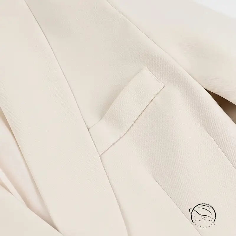 Langry fashion cream-colored striped single-breasted blazer with tuxedo collar