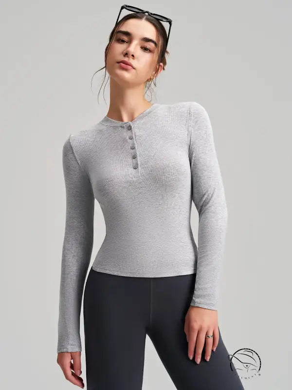 Gray ribbed langry fashion henley top for yoga