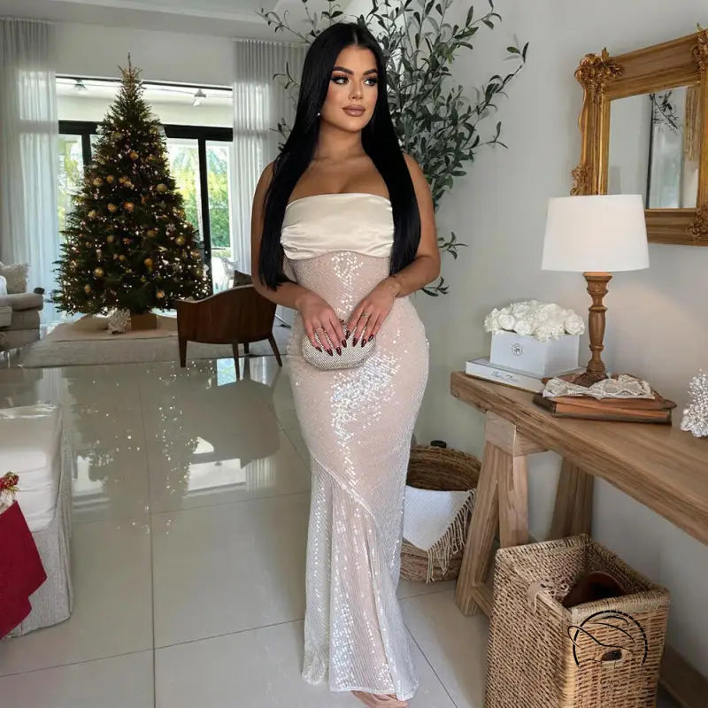 Elegant strapless sequined satin stitching dress