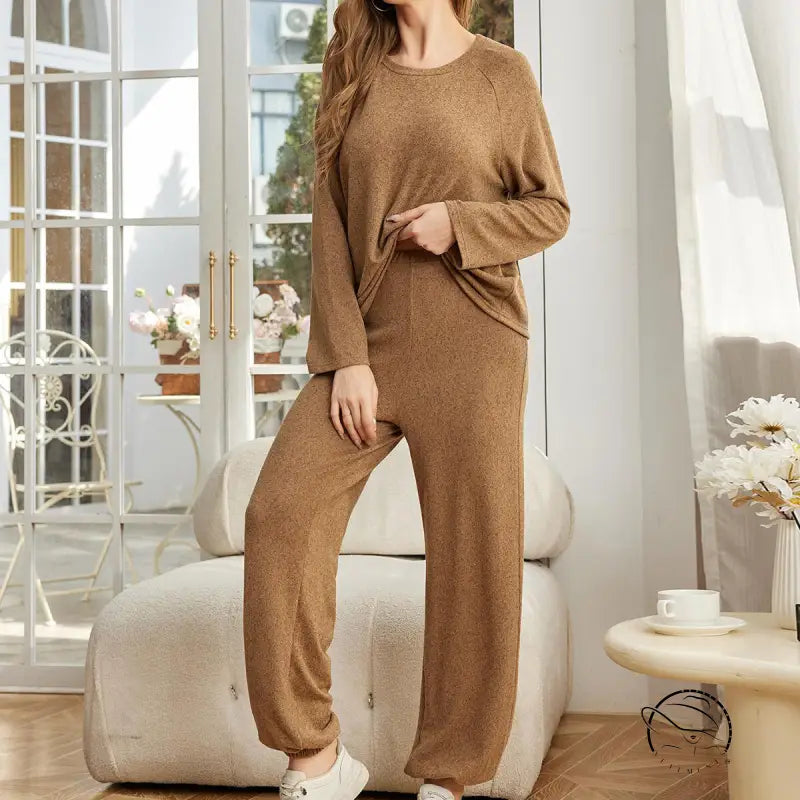 Women’s brown knit two piece set with winter long sleeves and ankle tied pants